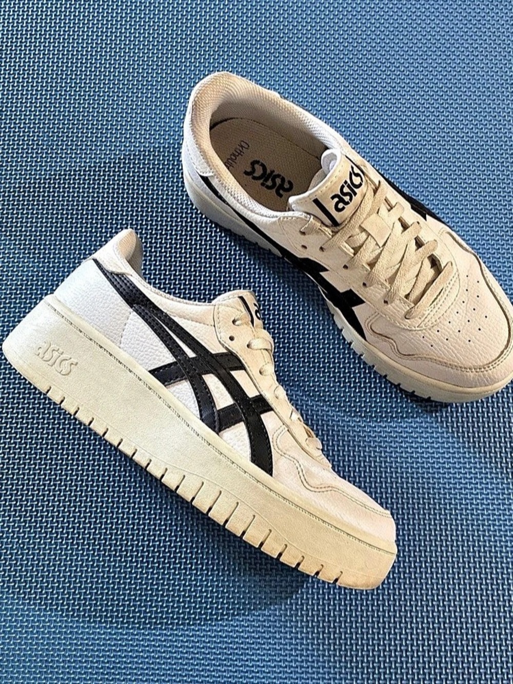 ASICS White & Black Sneakers